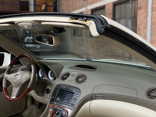 Mercedes-Benz SL550 AMG 5.5 V8 R230 382pk 2011