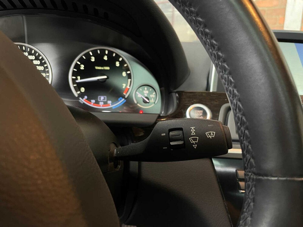 BMW 650i Coupé M-Sport 4.4 V8 450pk 2012 6-serie