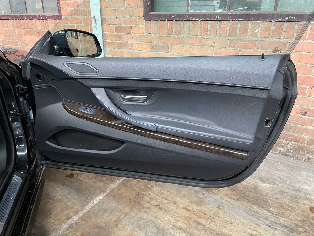 BMW 650i Coupé M-Sport 4.4 V8 450pk 2012 6-serie