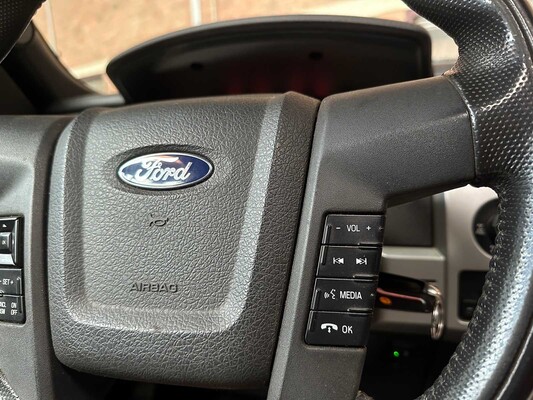 Ford Raptor F150 6.2 V8 416pk 2011, 2-VNH-93