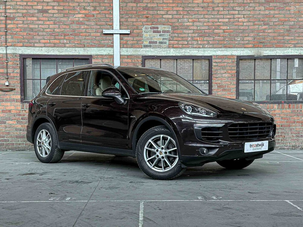 Porsche Cayenne 3.0 D V6 Platinum Edition (FACELIFT) 239pk 2017, G-774-RB