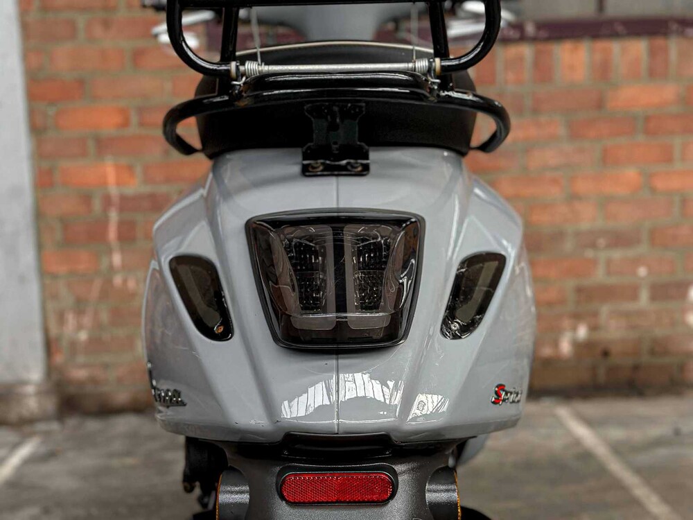 Vespa Sprint 4T Sport 2018, DRT-21-G Scooter