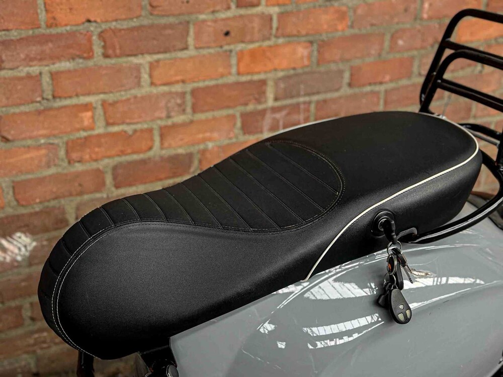 Vespa Sprint 4T Sport 2018, DRT-21-G Scooter