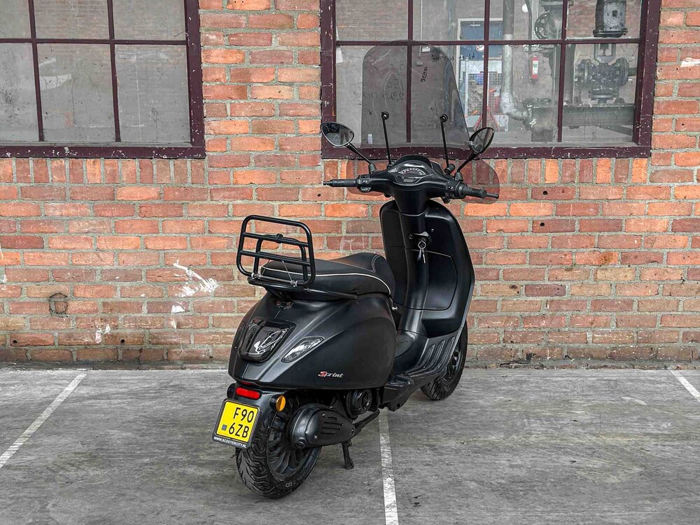 Vespa Sprint 4T 49cc 2014, F-906-ZB Scooter
