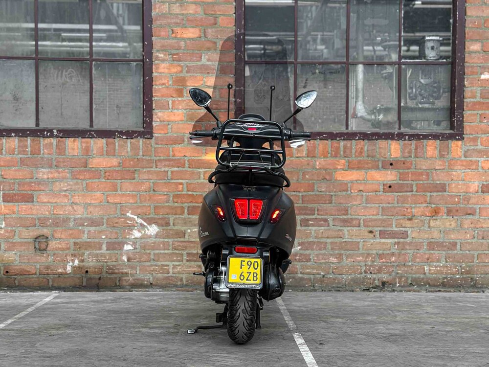 Vespa Sprint 4T 49cc 2014, F-906-ZB Scooter