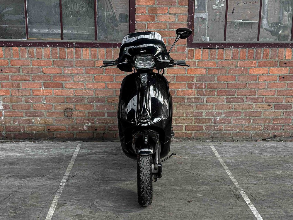 Vespa Sprint 4T 49cc 2017, DNH-13-B Scooter