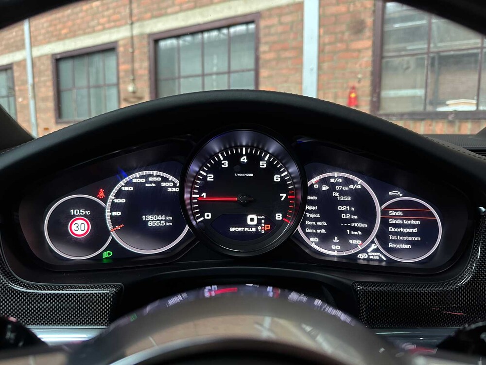 Porsche Panamera Sport Turismo 4S 2.9 V6 441pk 2018, J-376-JS