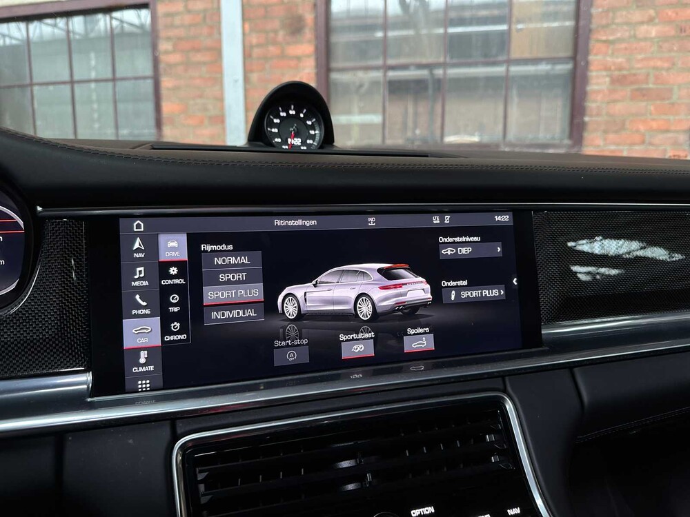 Porsche Panamera Sport Turismo 4S 2.9 V6 441pk 2018, J-376-JS