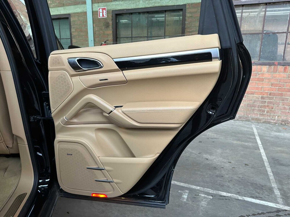 Porsche Cayenne S Hybrid 3.0 V6 385pk 2013