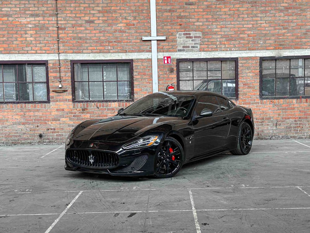 Maserati GranTurismo S 4.7 V8 440pk 2012