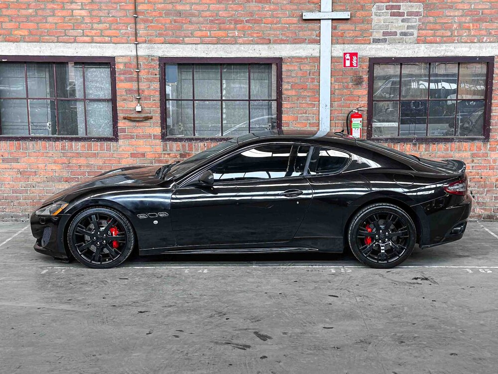 Maserati GranTurismo S 4.7 V8 440pk 2012