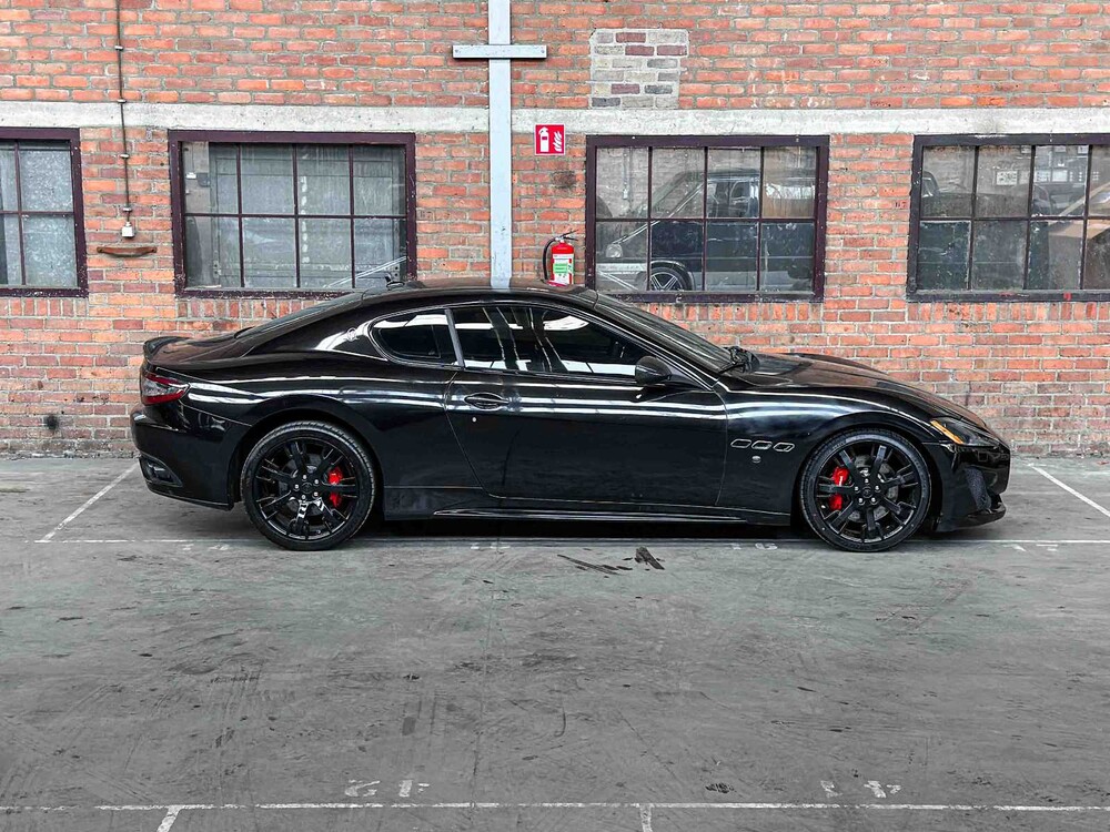 Maserati GranTurismo S 4.7 V8 440pk 2012