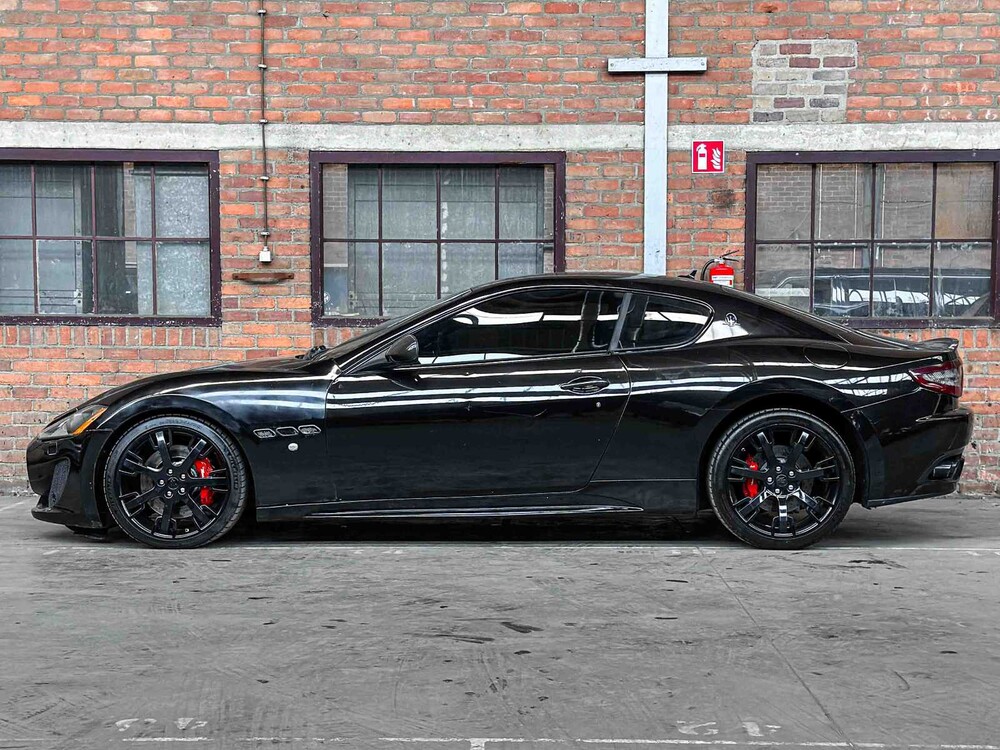 Maserati GranTurismo S 4.7 V8 440pk 2012