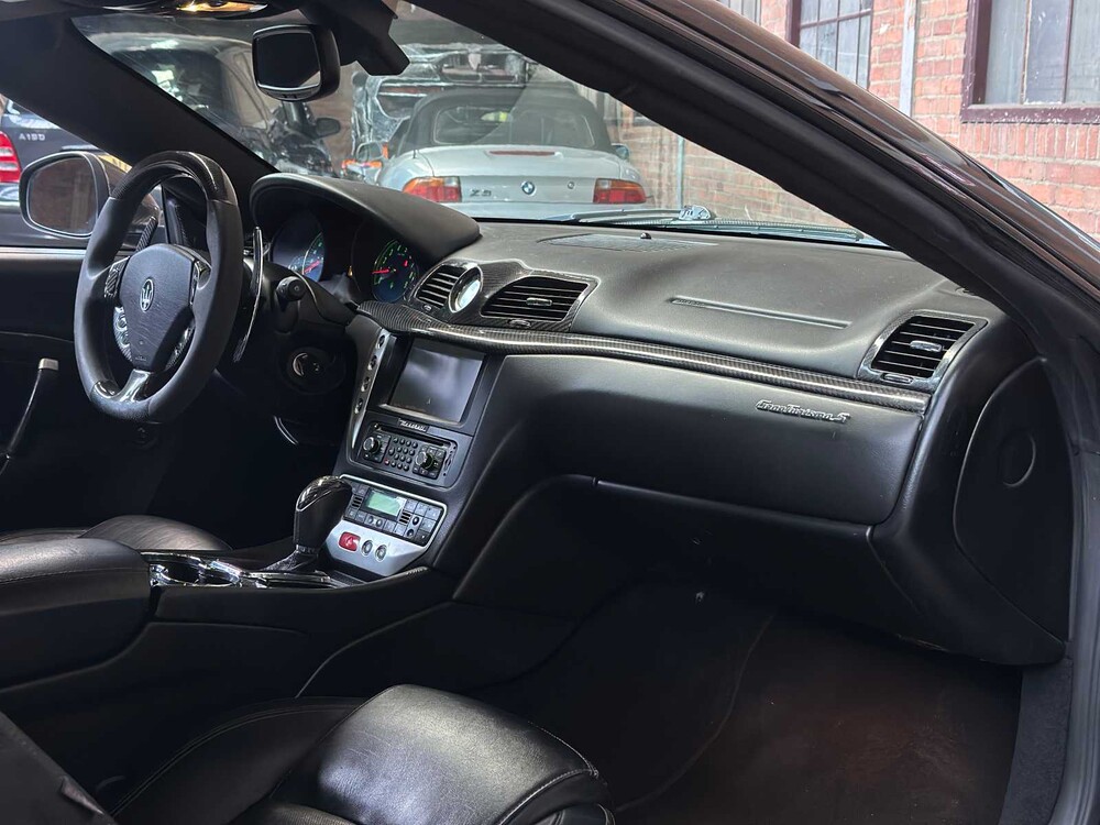 Maserati GranTurismo S 4.7 V8 440pk 2012