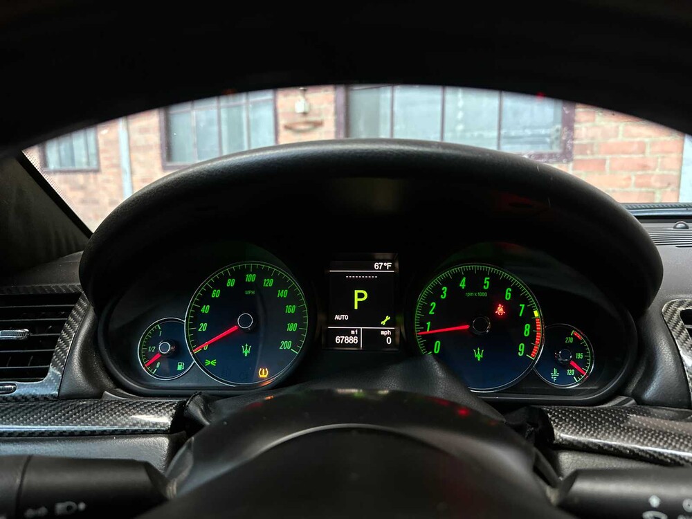 Maserati GranTurismo S 4.7 V8 440pk 2012