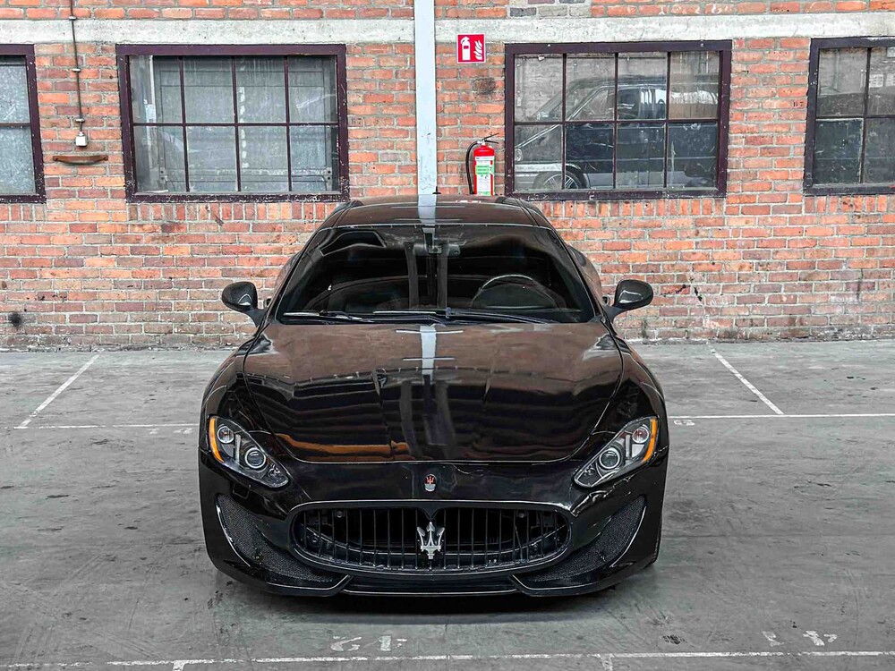 Maserati GranTurismo S 4.7 V8 440pk 2012
