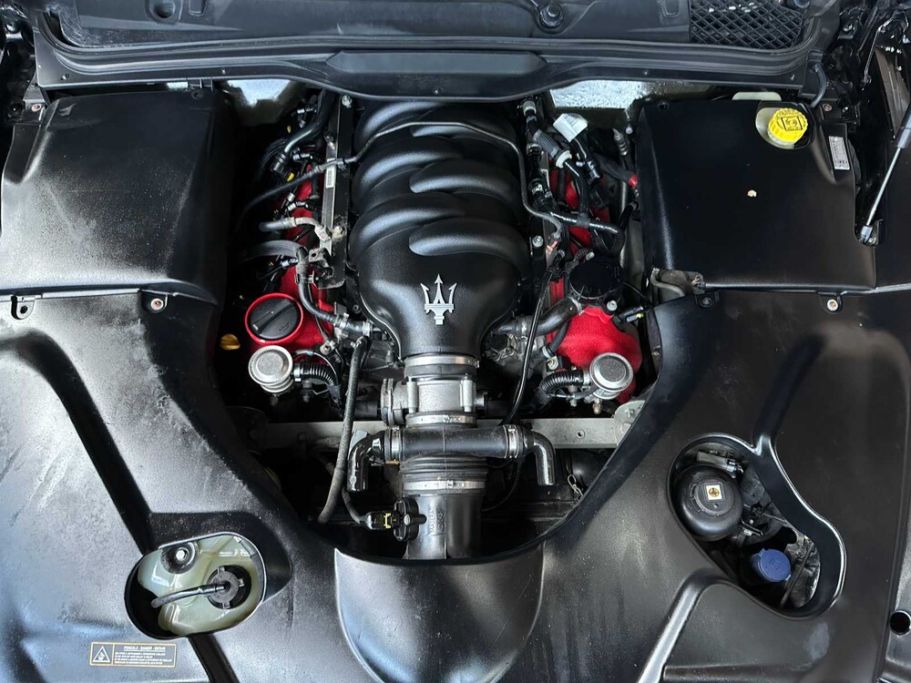 Maserati GranTurismo S 4.7 V8 440pk 2012