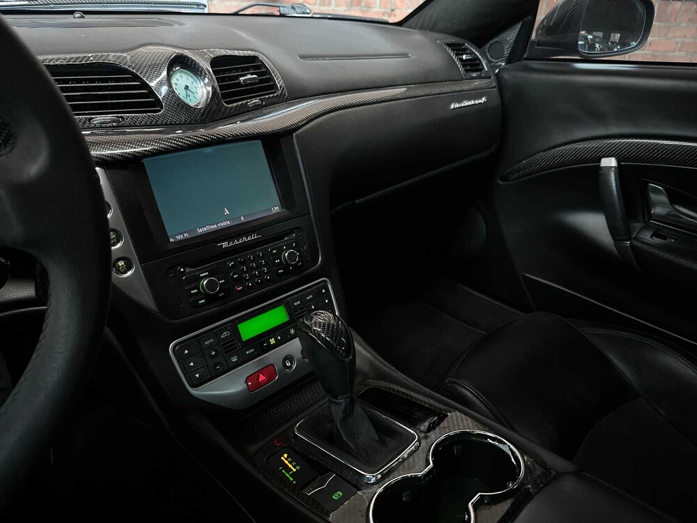 Maserati GranTurismo S 4.7 V8 440pk 2012