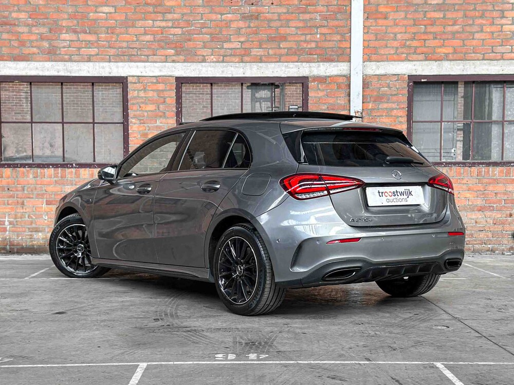 Mercedes-Benz A250 e AMG Business Solution 160pk 2021 A-Klasse, Z-927-LS