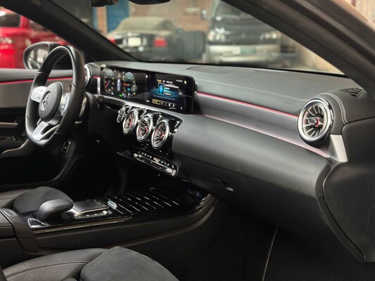 Mercedes-Benz A250 e AMG Business Solution 160pk 2021 A-Klasse, Z-927-LS