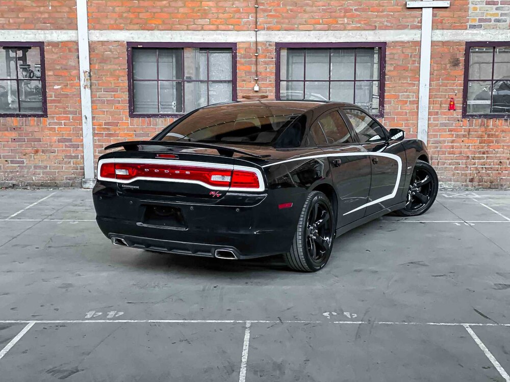 Dodge Charger RT HEMI 5.7 V8 375pk 2013