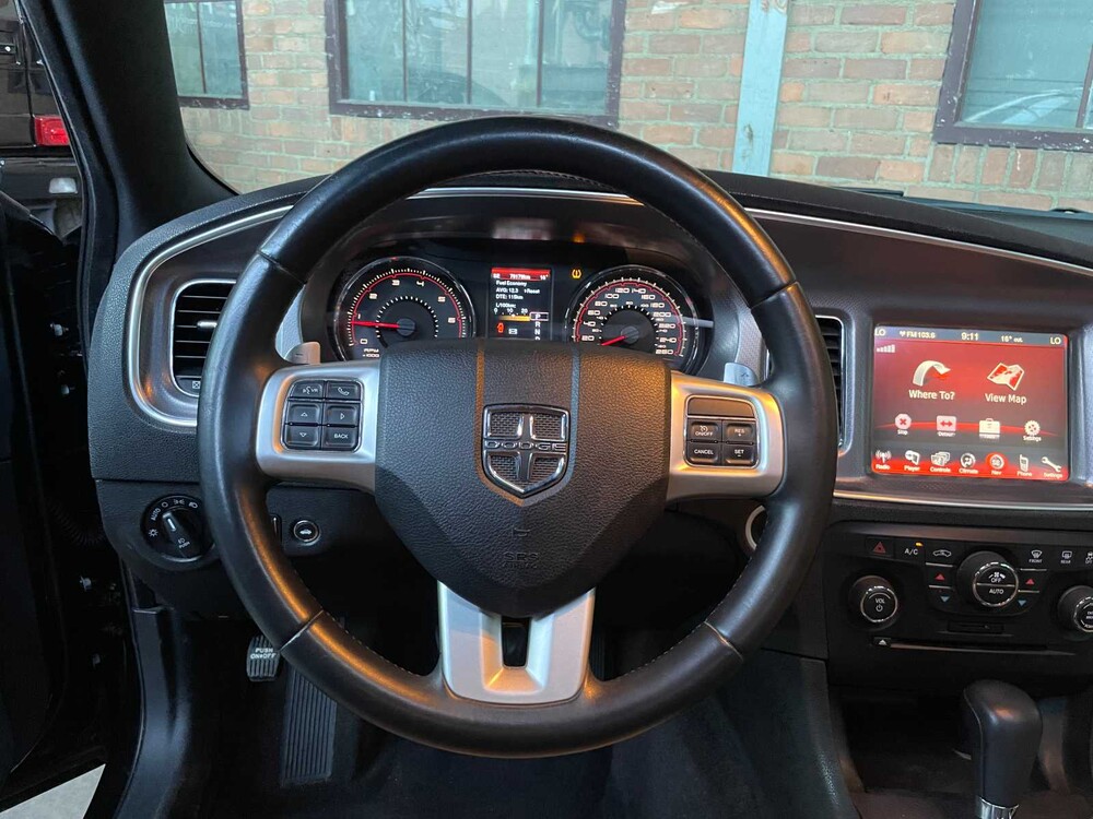 Dodge Charger RT HEMI 5.7 V8 375pk 2013