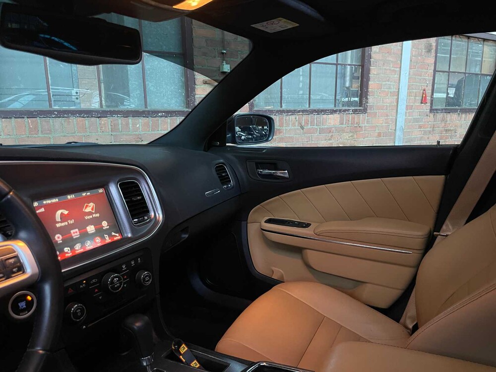 Dodge Charger RT HEMI 5.7 V8 375pk 2013