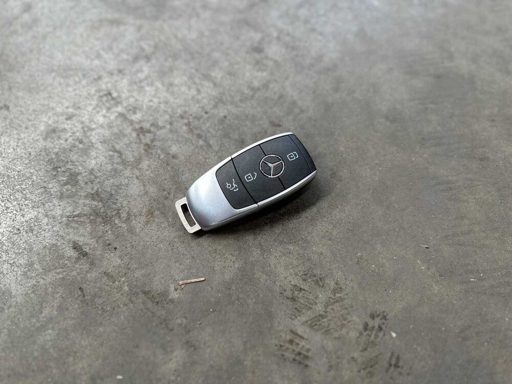 Mercedes-Benz CLA250 e AMG Limited Business Solution 160pk 2020 CLA-klasse Shooting Brake Plug-In Hybrid, J-472-VN