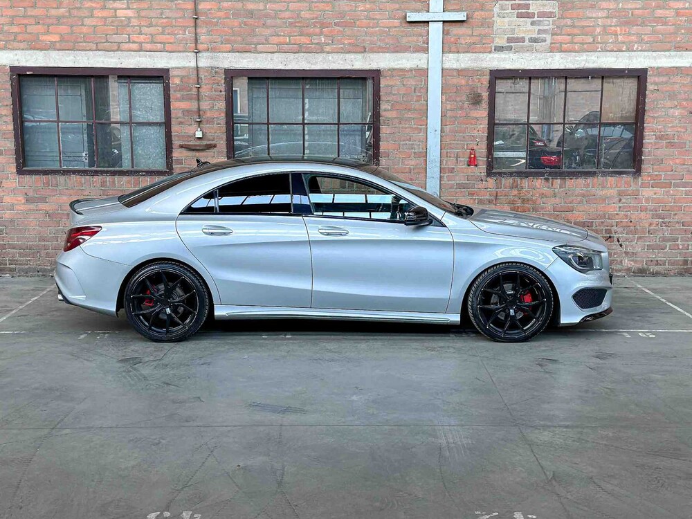 Mercedes-Benz CLA180 Prestige Comfort 122pk 2015 CLA-klasse, T-229-LT