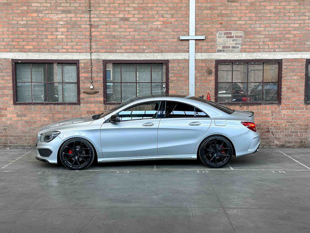 Mercedes-Benz CLA180 Prestige Comfort 122pk 2015 CLA-klasse, T-229-LT