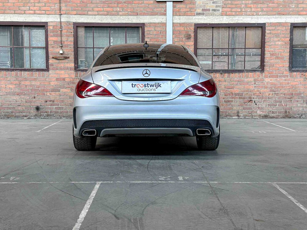 Mercedes-Benz CLA180 Prestige Comfort 122pk 2015 CLA-klasse, T-229-LT