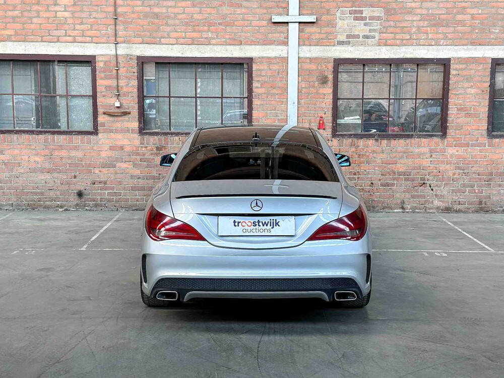 Mercedes-Benz CLA180 Prestige Comfort 122pk 2015 CLA-klasse, T-229-LT