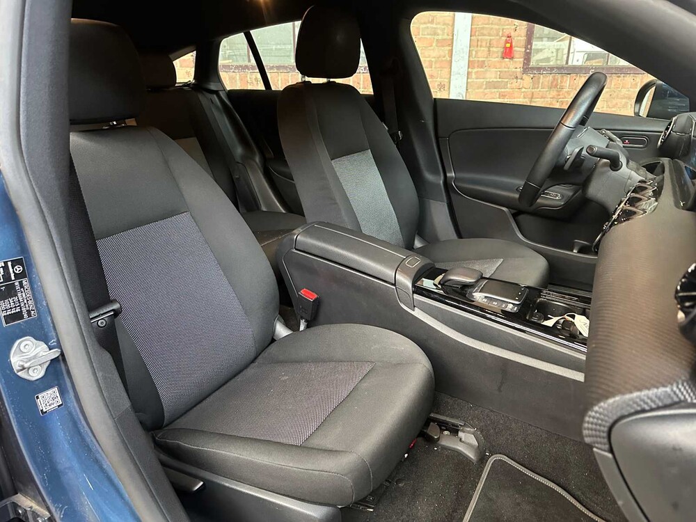 Mercedes-Benz CLA180 Business Solution CLA-klasse Shooting Brake 136pk 2021 (Origineel-NL), K-844-HV