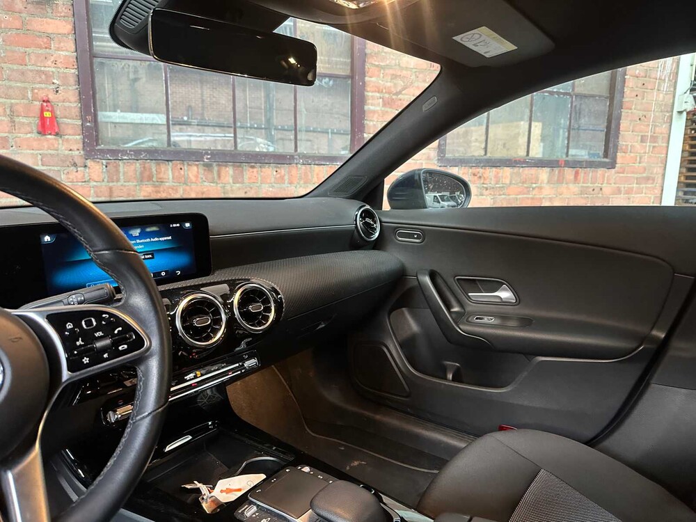 Mercedes-Benz CLA180 Business Solution CLA-klasse Shooting Brake 136pk 2021 (Origineel-NL), K-844-HV