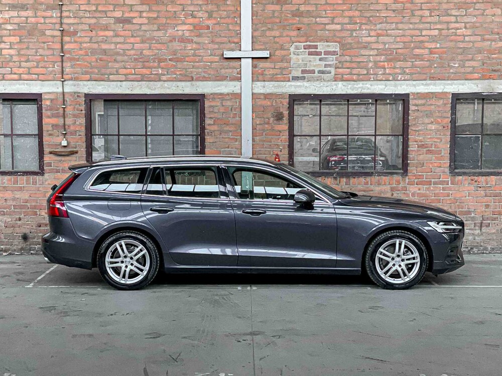 Volvo V60 2.0 B4 R-Design 197pk 2021, T-835-RK