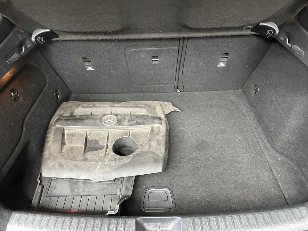 Mercedes-Benz GLA180 CDI Lease Edition 109pk 2015 GLA-klasse, GF-098-D