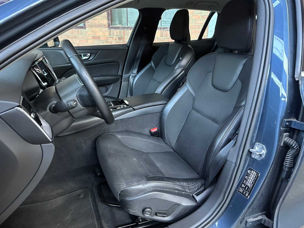 Volvo V60 2.0 T6 Twin Engine AWD Momentum Pro 253pk 2020, H-754-FN