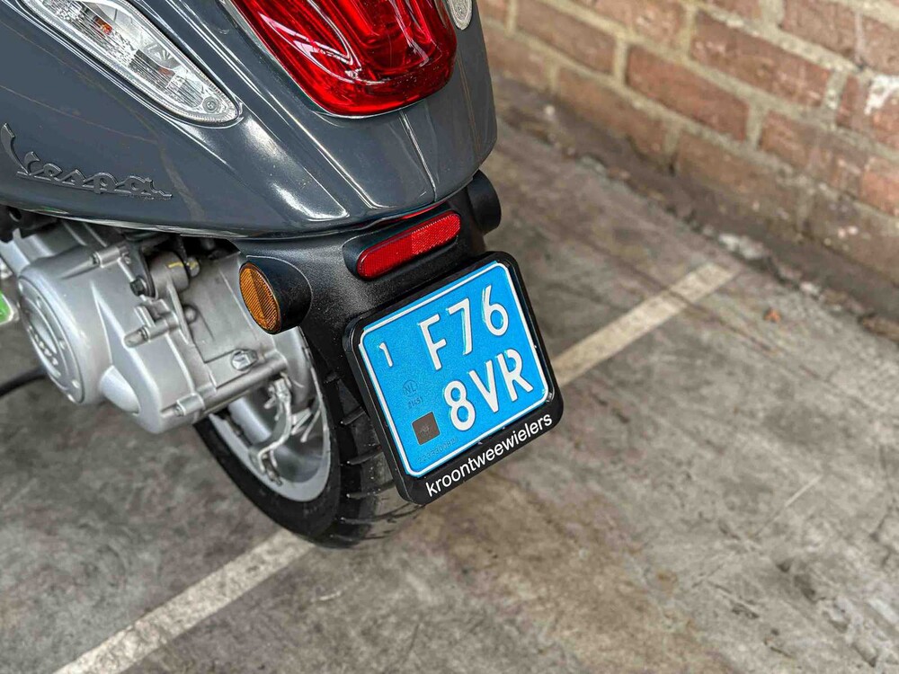 Vespa Sprint 4T 49cc 2014, F-768-VR Scooter