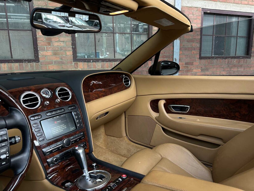 Bentley Continental GTC 6.0 W12 560pk 2007 Youngtimer