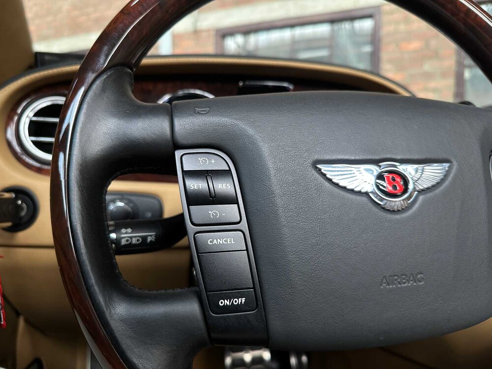 Bentley Continental GTC 6.0 W12 560pk 2007 Youngtimer