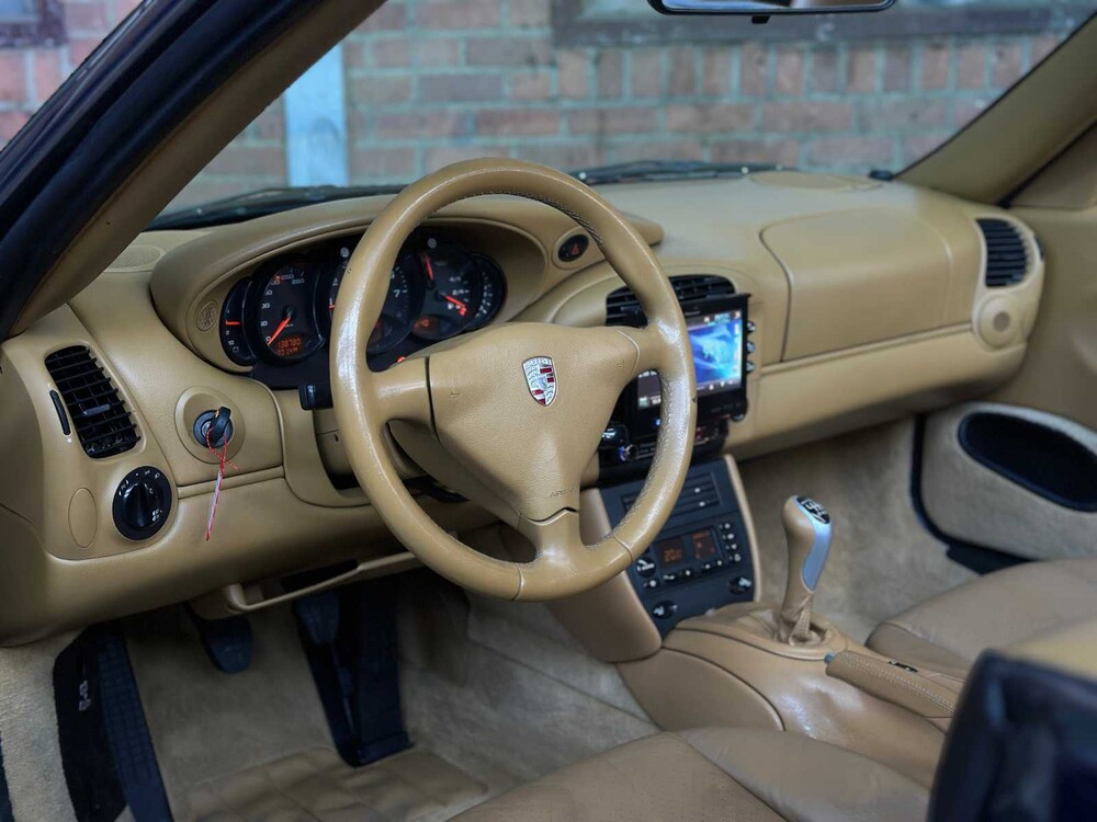 Porsche 911 Carrera 4 996 Cabriolet 3.4 300pk 2001 Youngtimer