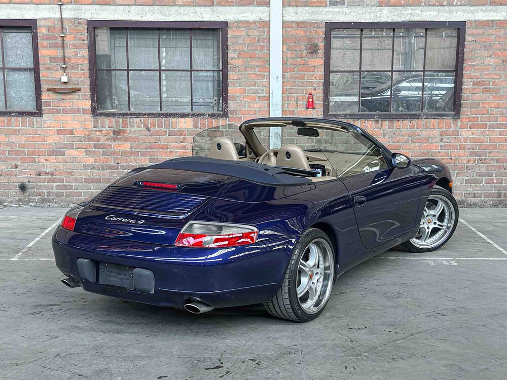 Porsche 911 Carrera 4 996 Cabriolet 3.4 300pk 2001 Youngtimer