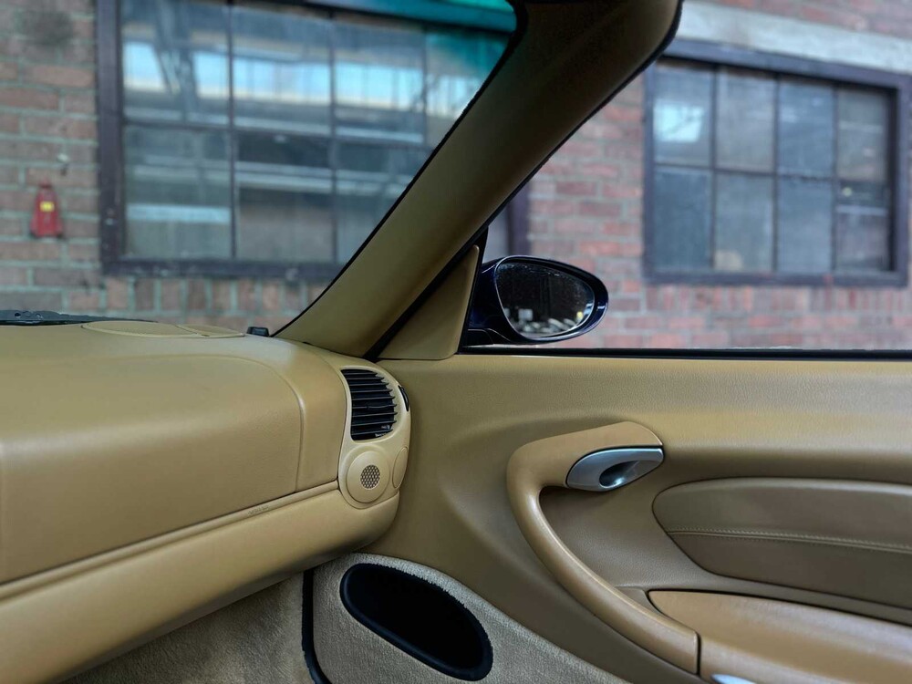 Porsche 911 Carrera 4 996 Cabriolet 3.4 300pk 2001 Youngtimer