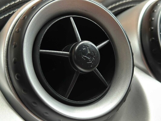Ferrari 612 Scaglietti F1 5.7 V12 540PS 2004 Youngtimer