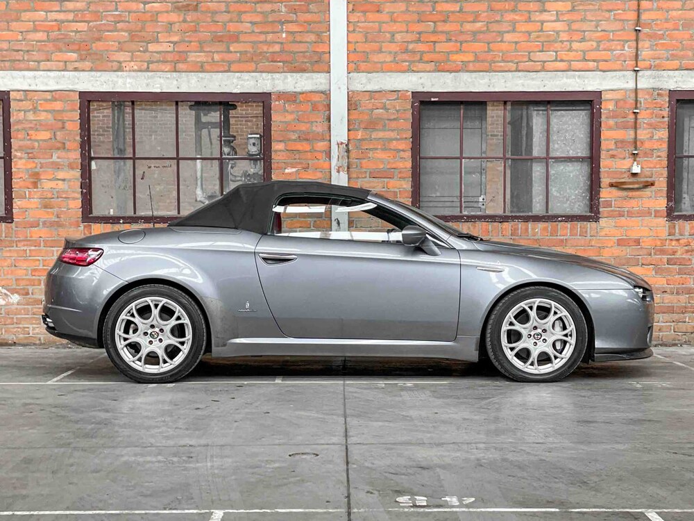 Alfa Romeo Spider 3.2 JTS V6 Q4 260PK Exclusive 2006 Youngtimer