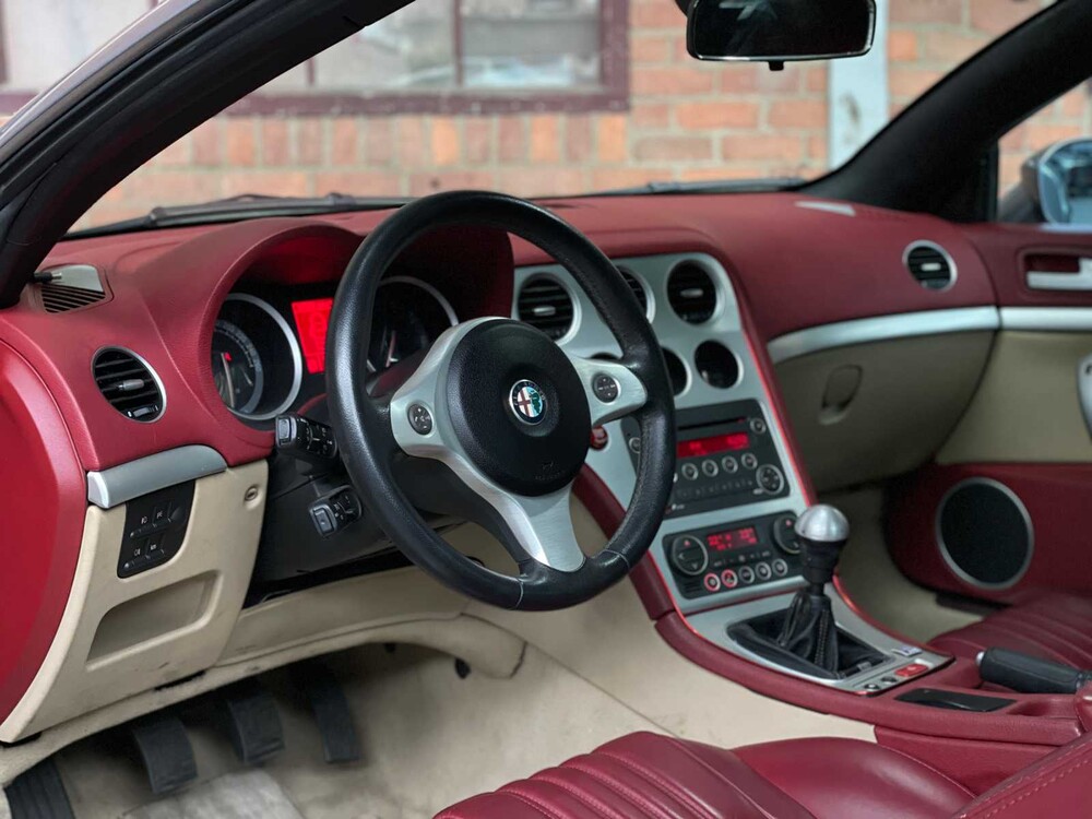 Alfa Romeo Spider 3.2 JTS V6 Q4 260PK Exclusive 2006 Youngtimer