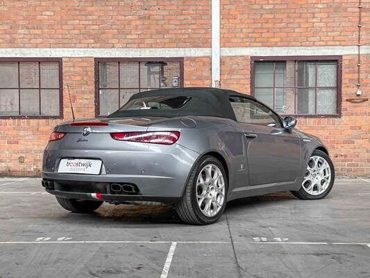 Alfa Romeo Spider 3.2 JTS V6 Q4 260HP Exklusiv 2006 Youngtimer