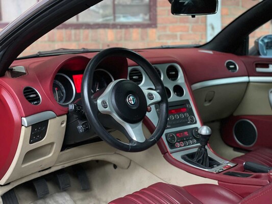 Alfa Romeo Spider 3.2 JTS V6 Q4 260HP Exklusiv 2006 Youngtimer