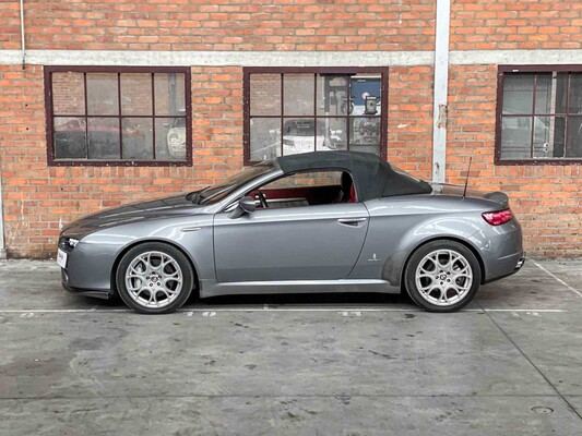 Alfa Romeo Spider 3.2 JTS V6 Q4 260HP Exklusiv 2006 Youngtimer