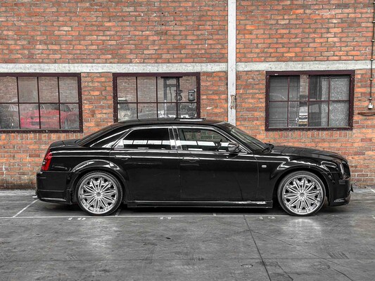 Chrysler 300C HEMI 5.7 V8 340PS 2006 Youngtimer